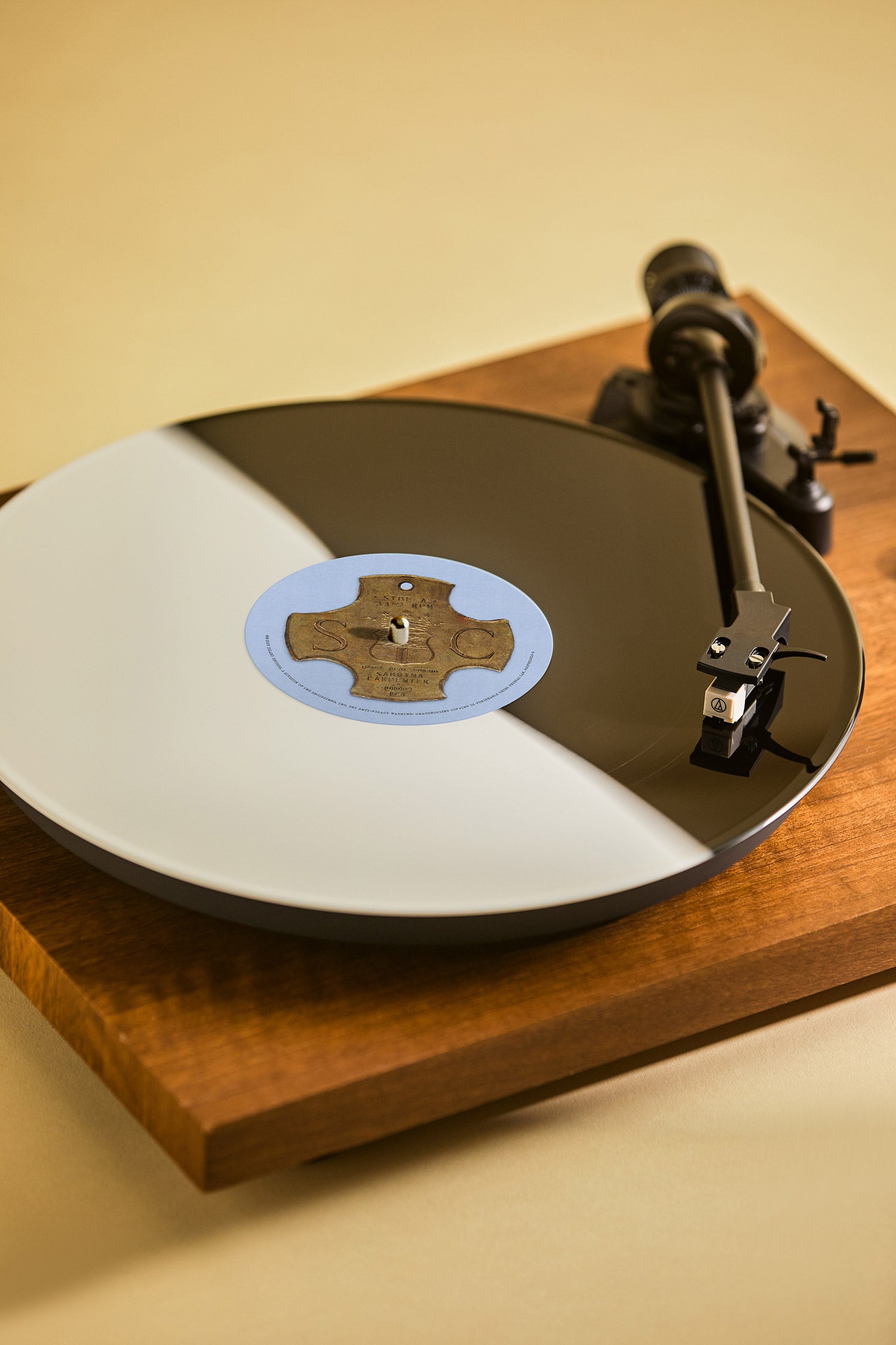 Sabrina Carpenter - Man's Best Friend D2C Alt Cover LP